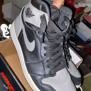 Shadow 1 size 8.5